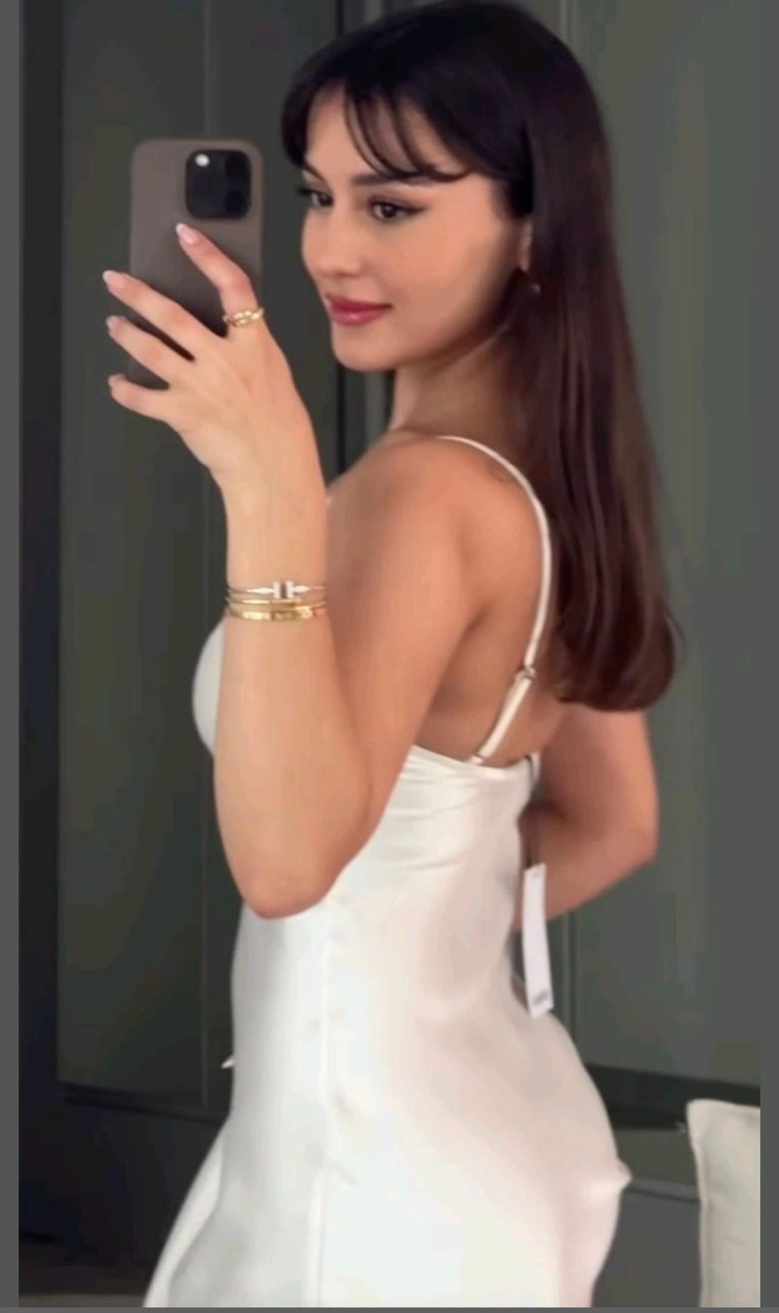 Bayraklı Escort – İzmir’de Modern ve Seçkin Buluşmaların Yeni Adresi